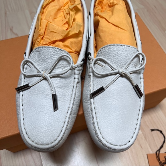 Tod’s Gommino textureed leather loafer - Picture 2 of 7